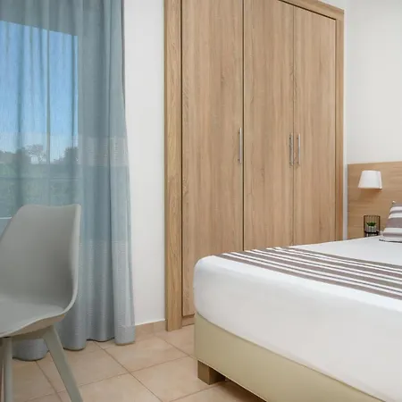 Apart Otel Calma 3*